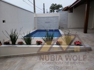 Casa no bairro Oásis, Lado Praia, em Peruíbe