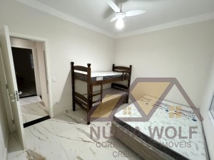 Casa no bairro Jardim Imperador, Lado Linha, em Peruíbe