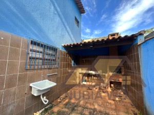 Casa no bairro Belmira Novaes, Lado Praia, em Peruíbe