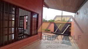 Casa no bairro Ribamar, Lado Linha, em Peruíbe