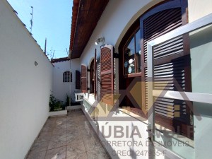 Casa no bairro Três Marias, Lado Linha, em Peruíbe