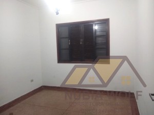 Casa no bairro Oásis, Lado Linha, em Peruíbe