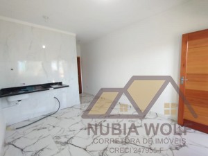 Casa no bairro Belmira Novaes, Lado Linha, em Peruíbe