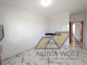 Casa no bairro Belmira Novaes, Lado Linha, em Peruíbe