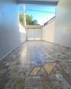 Casa no bairro Stella Maris, Lado Linha, em Peruíbe