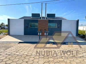 Casa no bairro Flora Rica II, Pós Linha, em Peruíbe