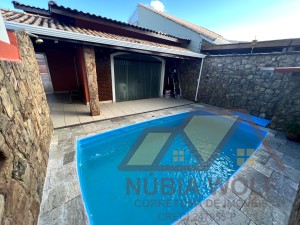 Casa no bairro São José, Lado Praia, em Peruíbe