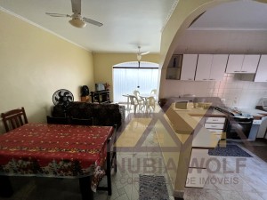 Casa no bairro São José, Lado Praia, em Peruíbe