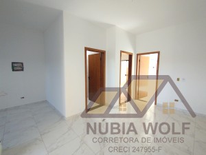 Casa no bairro São José, Lado Linha, em Peruíbe