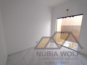 Casa no bairro São José, Lado Linha, em Peruíbe