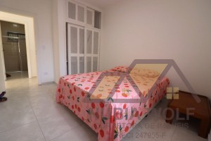 Casa no bairro Turístico, Lado Praia, em Peruíbe