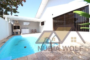 Casa no bairro Turístico, Lado Praia, em Peruíbe