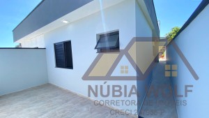 Casa no bairro Flora Rica II, Pós Linha, em Peruíbe