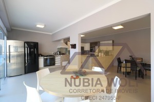 Casa no bairro Três Marias, Lado Praia, em Peruíbe