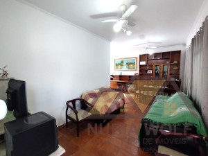 Casa no bairro Flórida, Lado Linha, em Peruíbe