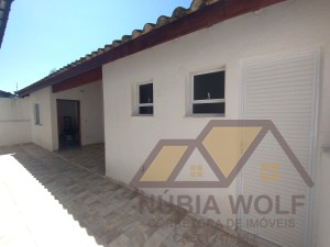 Casa no bairro Oásis, Lado Praia, em Peruíbe