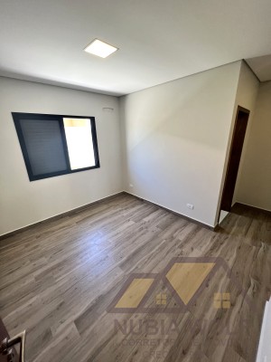 Casa no bairro Oásis, Lado Linha, em Peruíbe