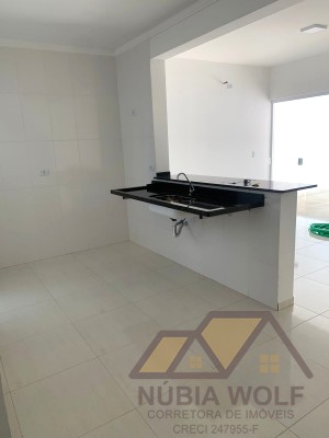 Casa no bairro Ribamar, Lado Linha, em Peruíbe