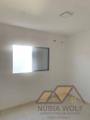 Casa no bairro Ribamar, Lado Linha, em Peruíbe