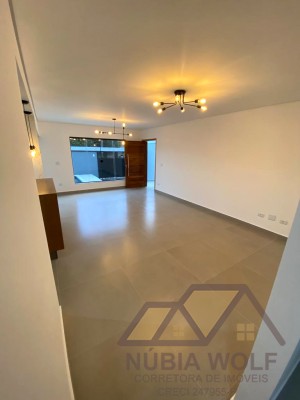 Casa no bairro Turístico, Lado Praia, em Peruíbe