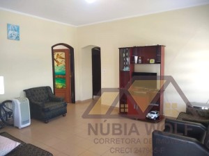 Casa no bairro Flórida, Lado Linha, em Peruíbe