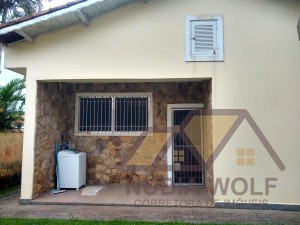 Casa no bairro Beira Mar, Lado Linha, em Peruíbe