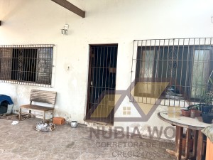 Casa no bairro Jardim Peruíbe, Pós Linha, em Peruíbe