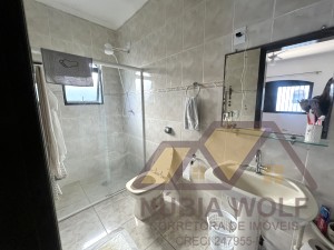 Casa no bairro Stella Maris, Lado Linha, em Peruíbe