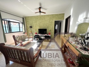 Casa no bairro Stella Maris, Lado Linha, em Peruíbe