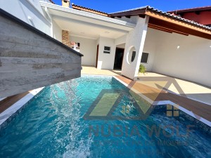 Casa no bairro Oásis, Lado Linha, em Peruíbe