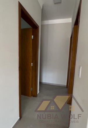 Casa no bairro Oásis, Lado Linha, em Peruíbe