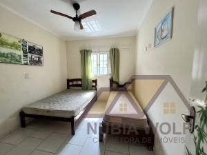 Casa no bairro Icaraíba, Lado Praia, em Peruíbe