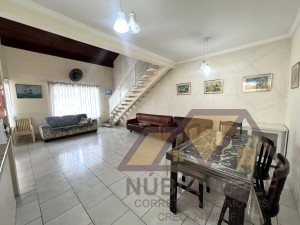 Casa no bairro Icaraíba, Lado Praia, em Peruíbe