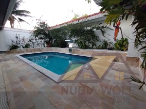 Casa no bairro Convento Velho, Lado Praia, em Peruíbe