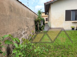 Casa no bairro Stella Maris, Lado Linha, em Peruíbe