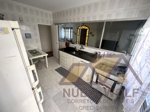 Casa no bairro São José, Lado Linha, em Peruíbe