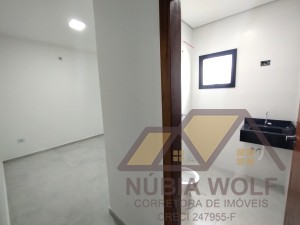 Casa no bairro Flora Rica II, Pós Linha, em Peruíbe