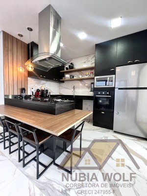 Casa no bairro São José, Lado Linha, em Peruíbe