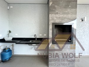 Casa no bairro São José, Lado Linha, em Peruíbe