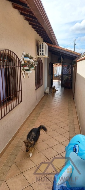 Casa no bairro Oásis, Lado Linha, em Peruíbe