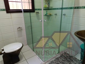 Casa no bairro Oásis, Lado Linha, em Peruíbe