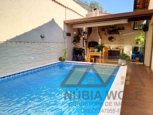 Casa no bairro Oásis, Lado Linha, em Peruíbe