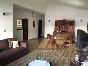 Casa no bairro Stella Maris, Lado Praia, em Peruíbe