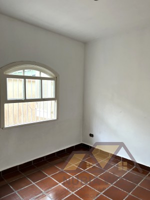 Casa no bairro Casablanca, Lado Linha, em Peruíbe