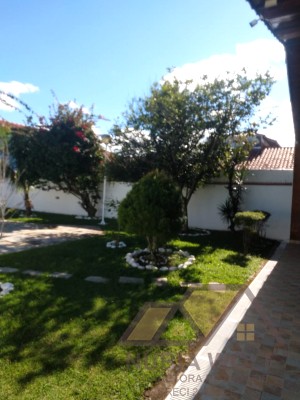 Casa no bairro Oásis, Lado Linha, em Peruíbe