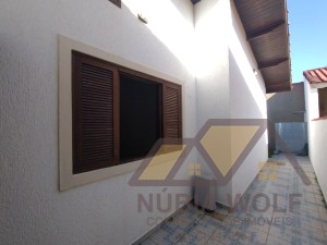 Casa no bairro São José, Lado Praia, em Peruíbe