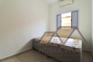 Casa no bairro Flórida, Lado Praia, em Peruíbe