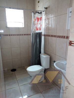 Casa no bairro Belmira Novaes, Lado Linha, em Peruíbe