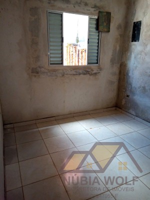 Casa no bairro Belmira Novaes, Lado Linha, em Peruíbe